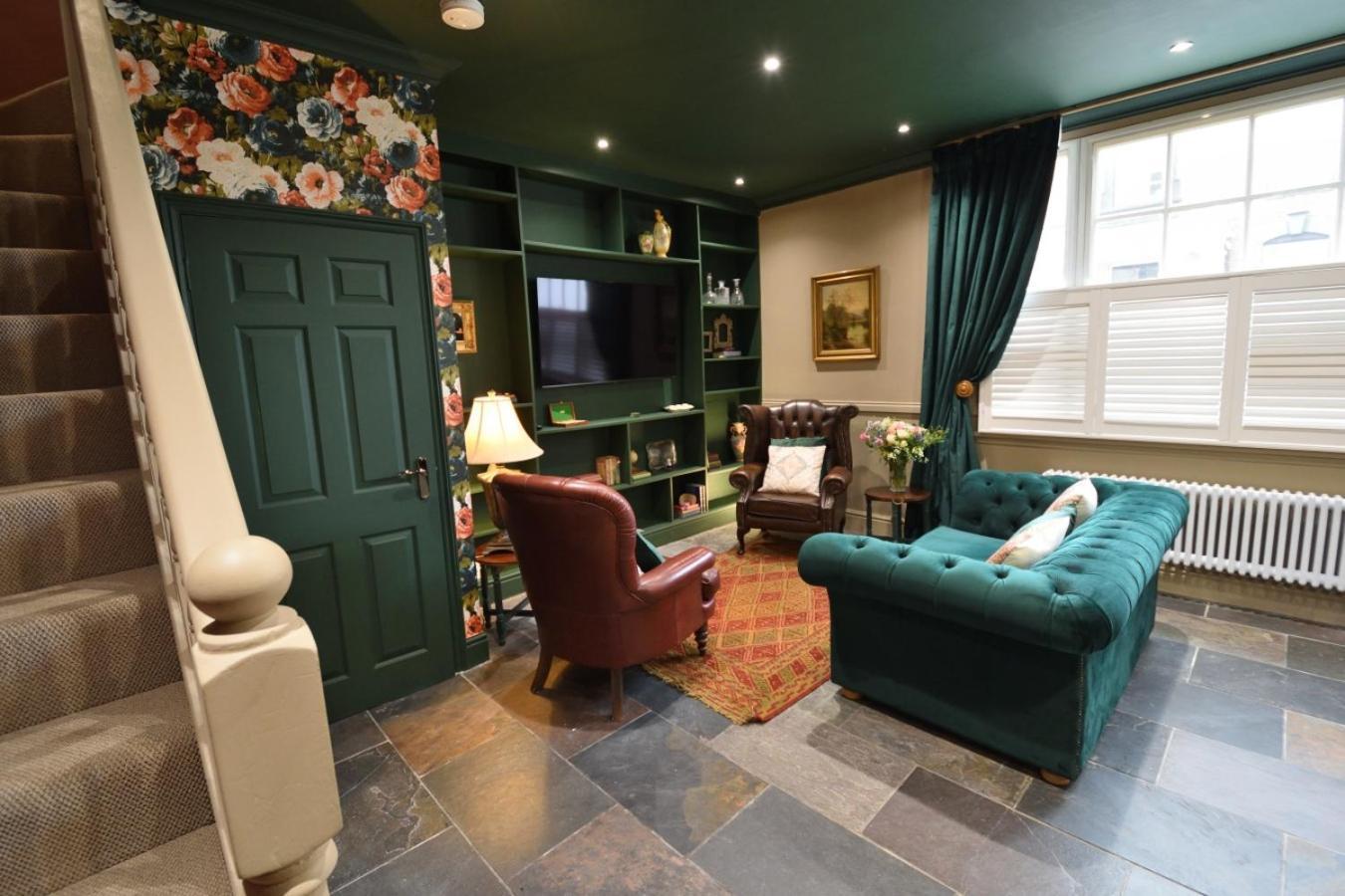 Samuels' A Duplex Apartment By Spires Accommodation In Lichfield City Centre Exterior photo